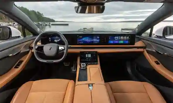 Новость VOYAH (НА ПУСТОМ БАКЕ. МЫ ИСПЫТАЛИ НОВЫЙ VOYAH PASSION EVR РОССИЙСКОЙ СБОРКИ)